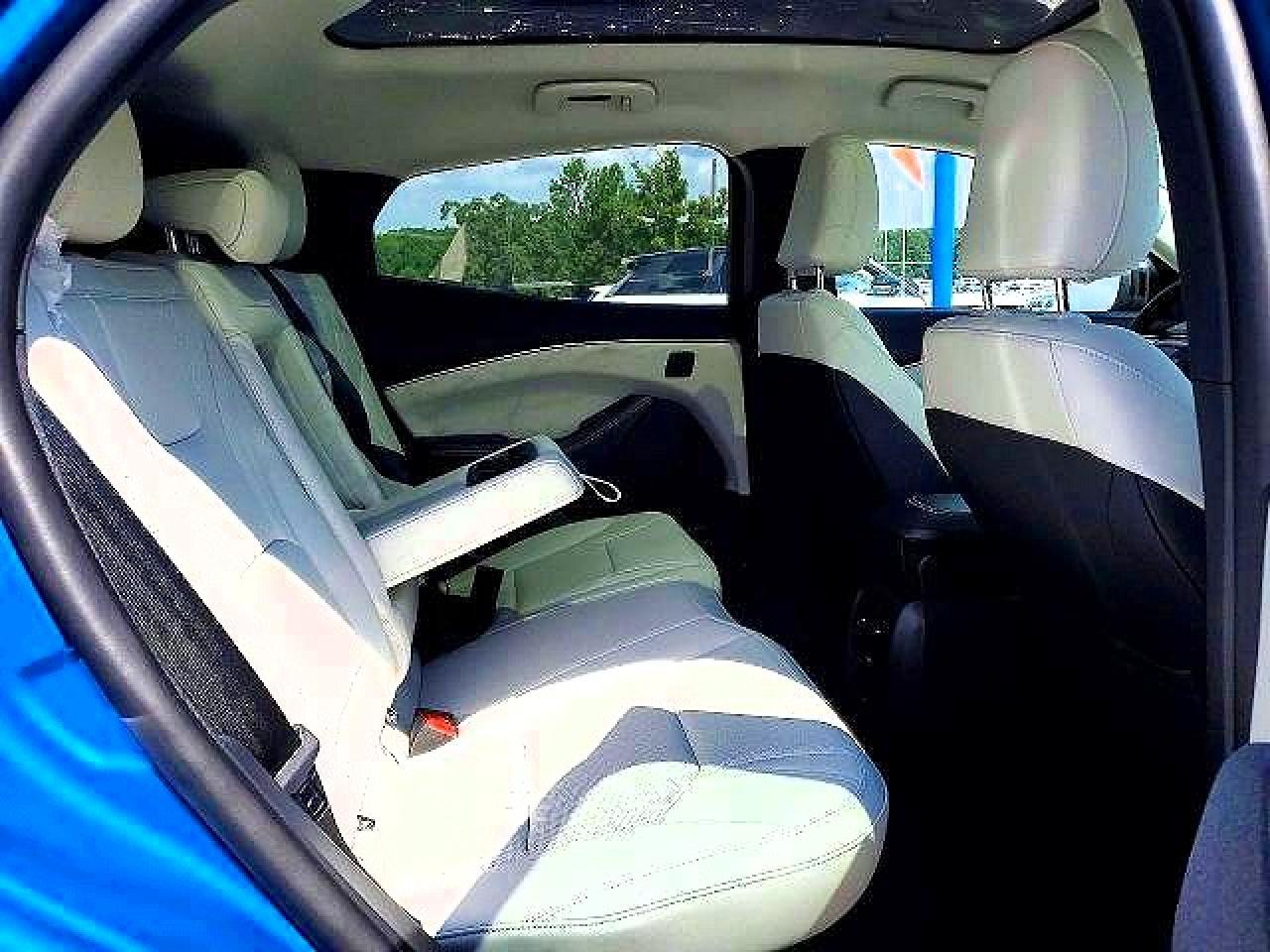 2025 FORD Mustang Mach-E