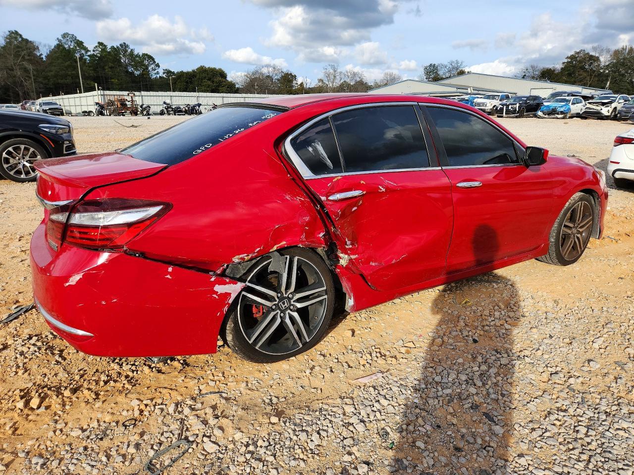 2017 HONDA ACCORD