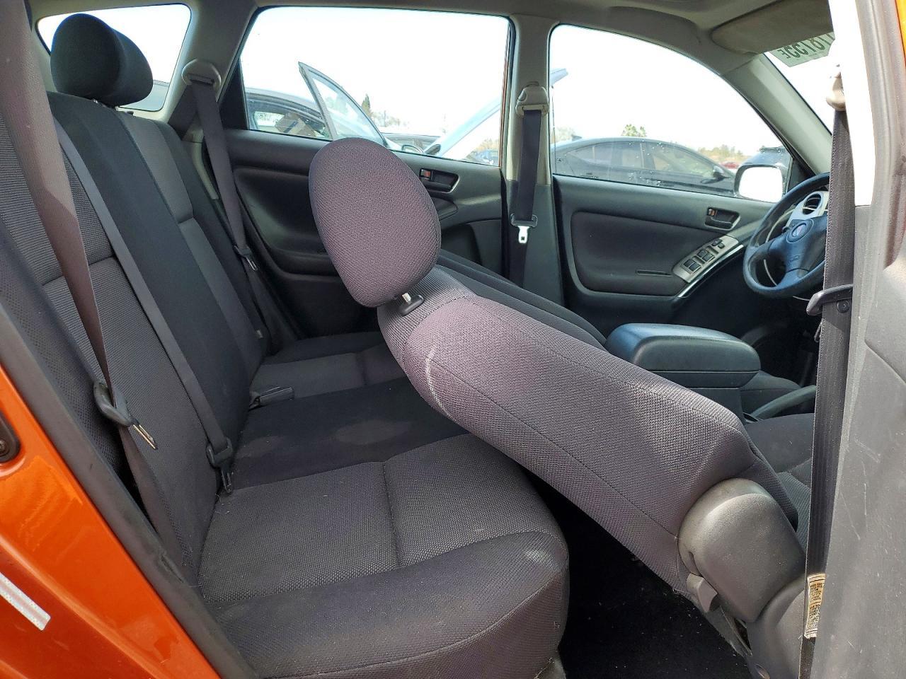 2004 PONTIAC VIBE