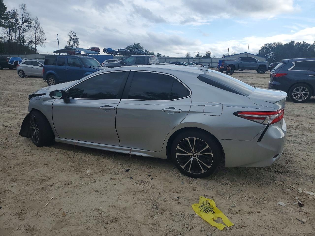 2019 TOYOTA CAMRY