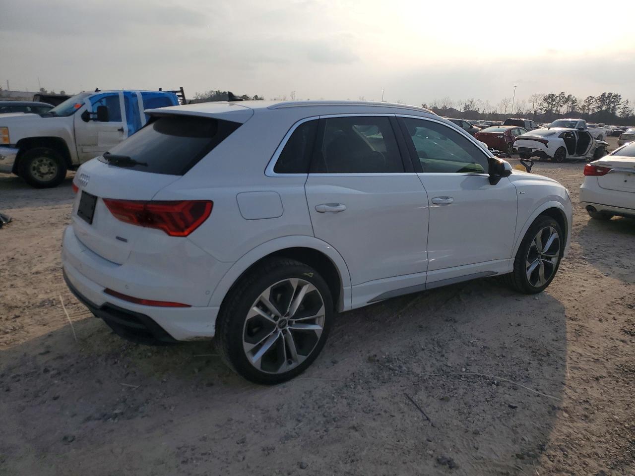 2021 AUDI Q3