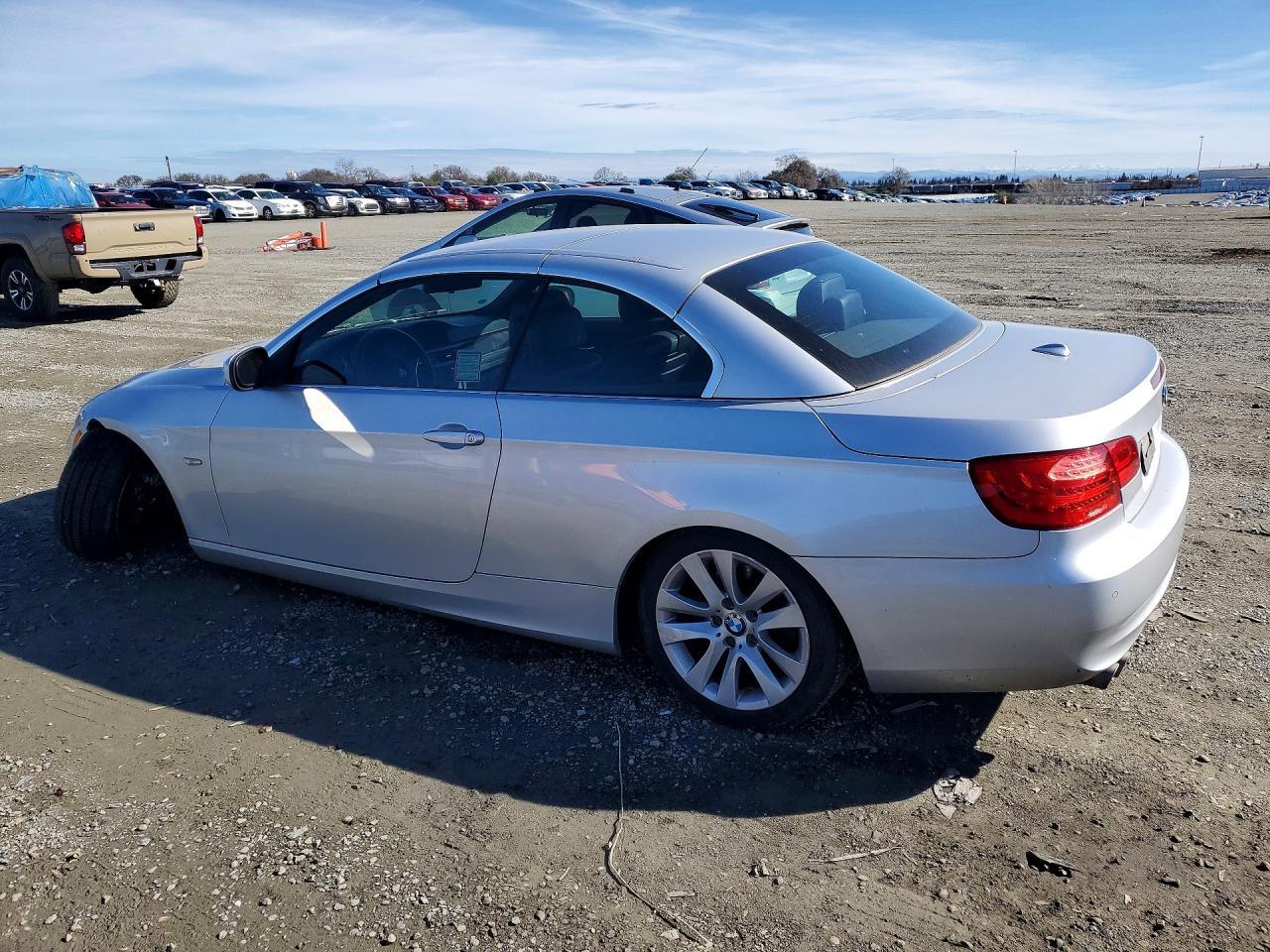 2012 BMW 3 SERIES