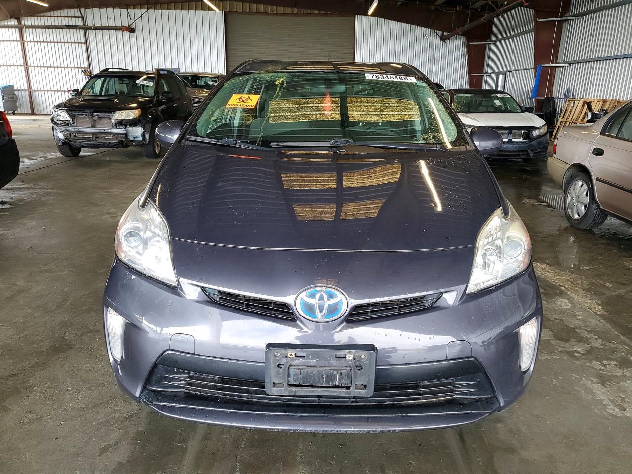 2013 TOYOTA PRIUS