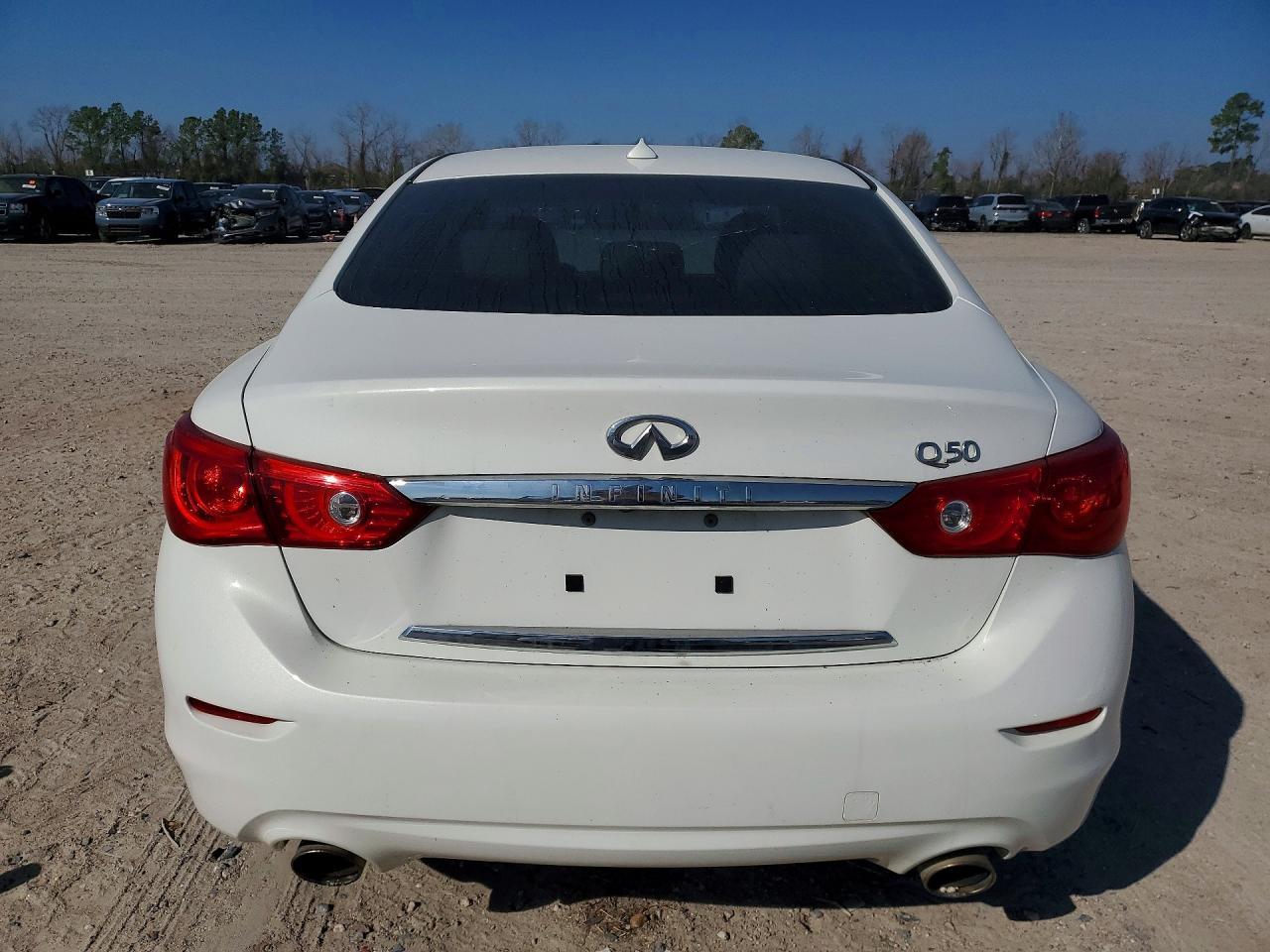 2014 INFINITI Q50