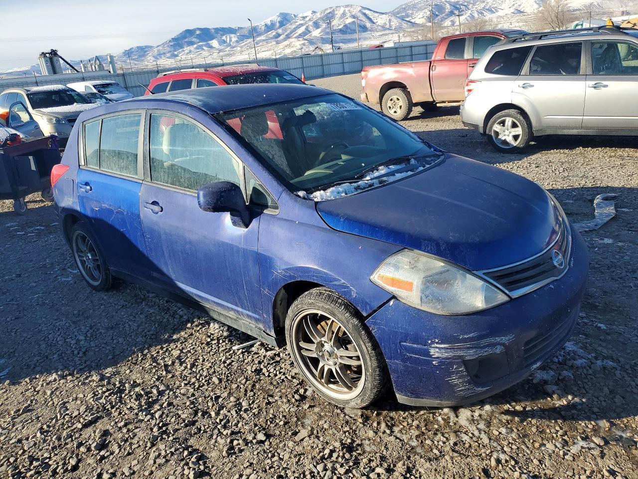 2009 NISSAN VERSA