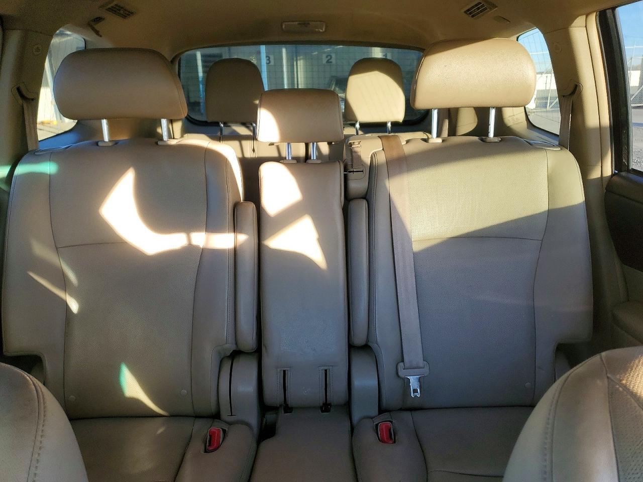 2012 TOYOTA HIGHLANDER