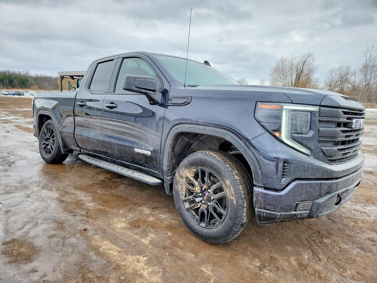 2023 GMC Sierra