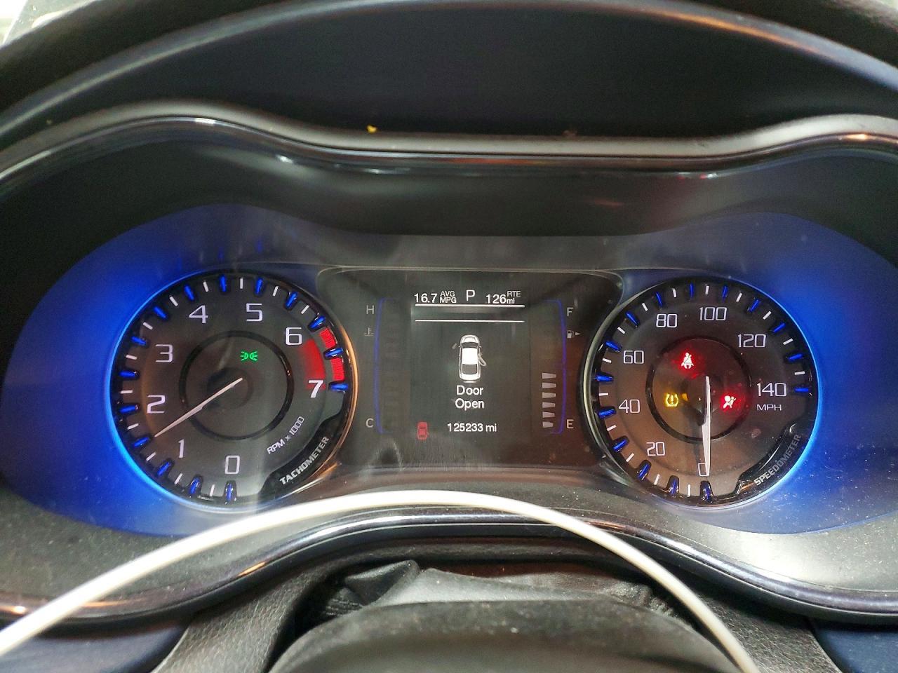 2015 CHRYSLER 200