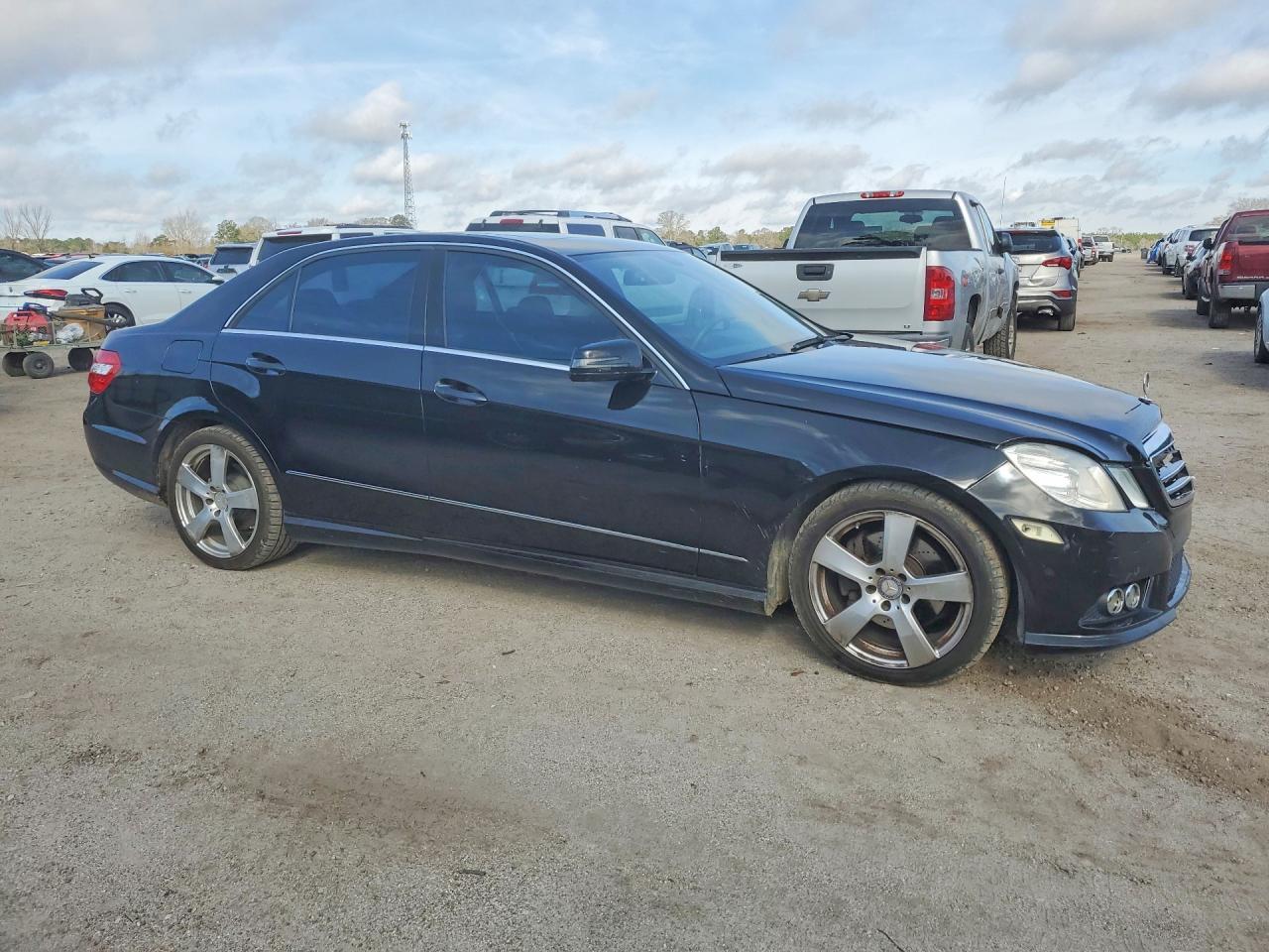 2010 MERCEDES-BENZ E-Class