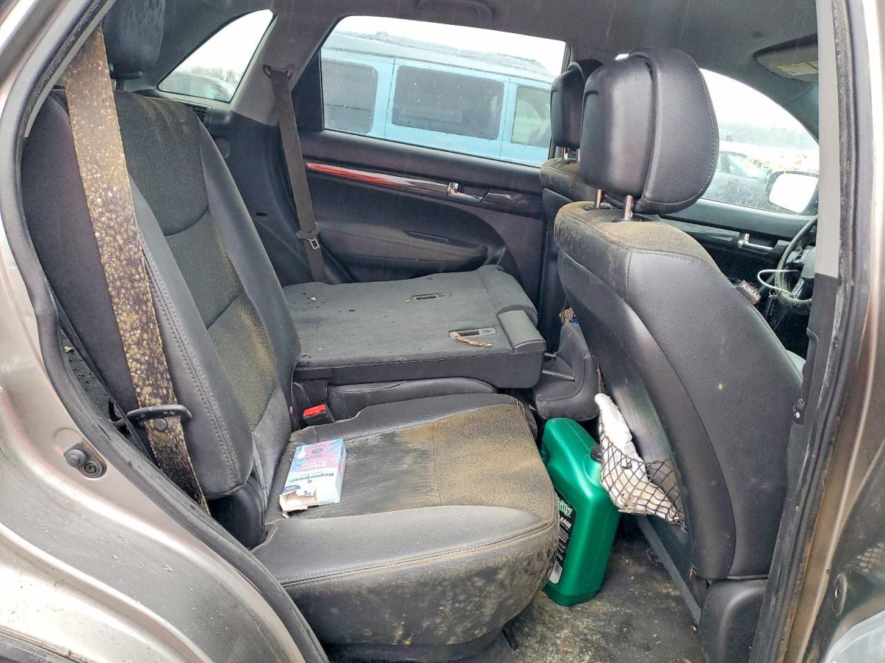 2011 KIA SORENTO
