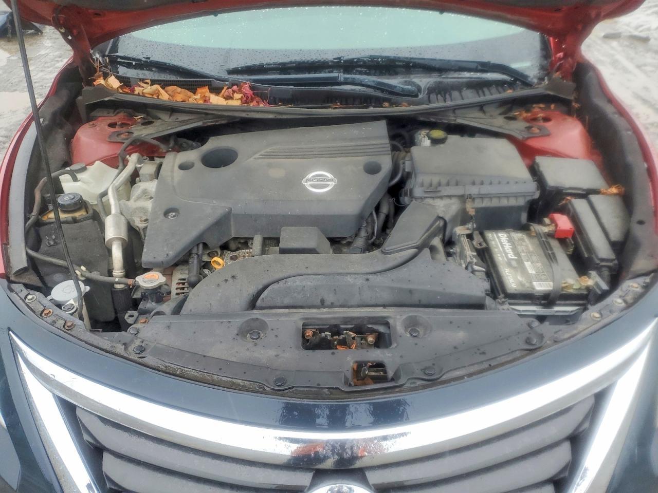 2013 NISSAN .4x2xe