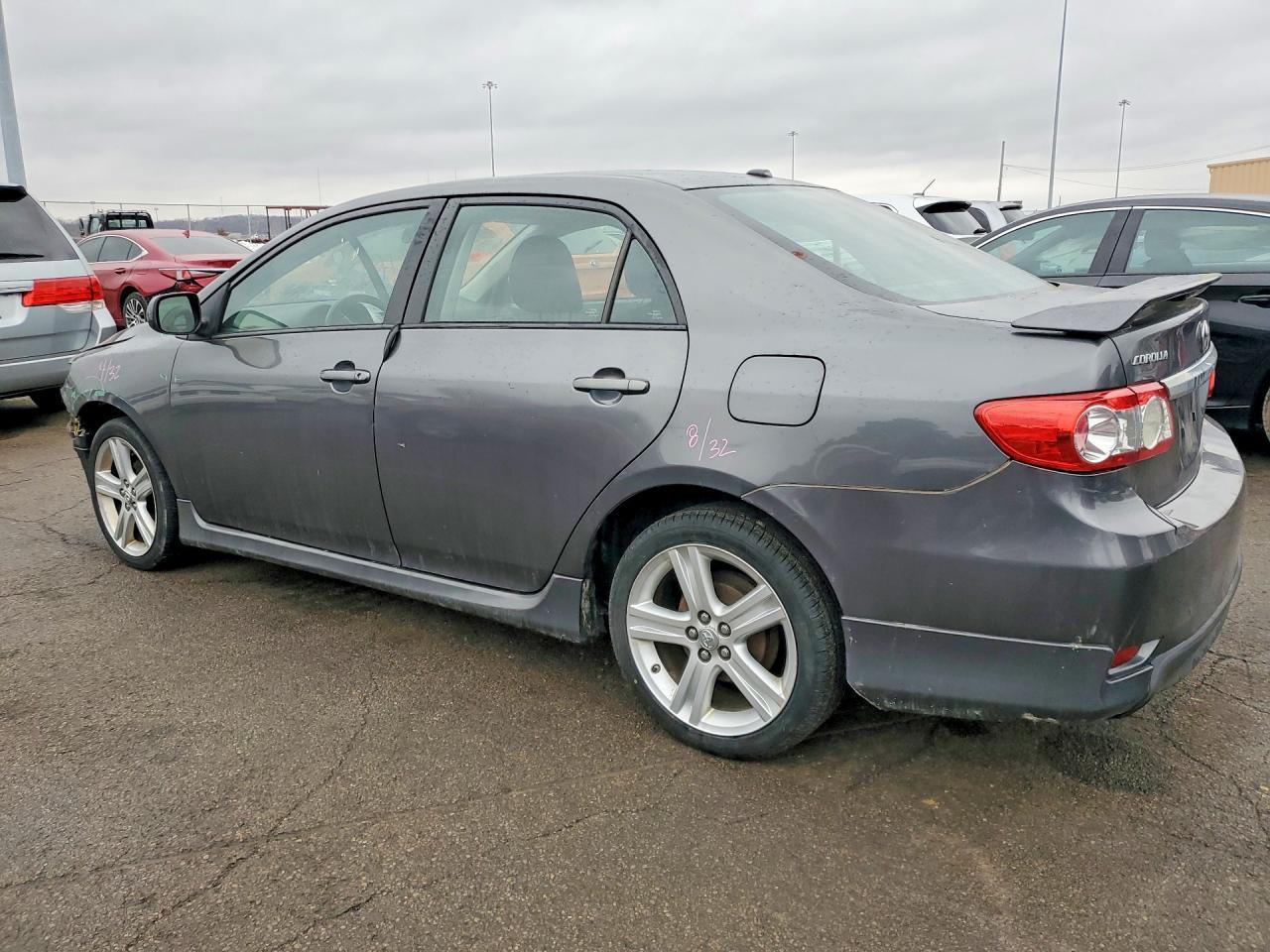 2013 TOYOTA COROLLA