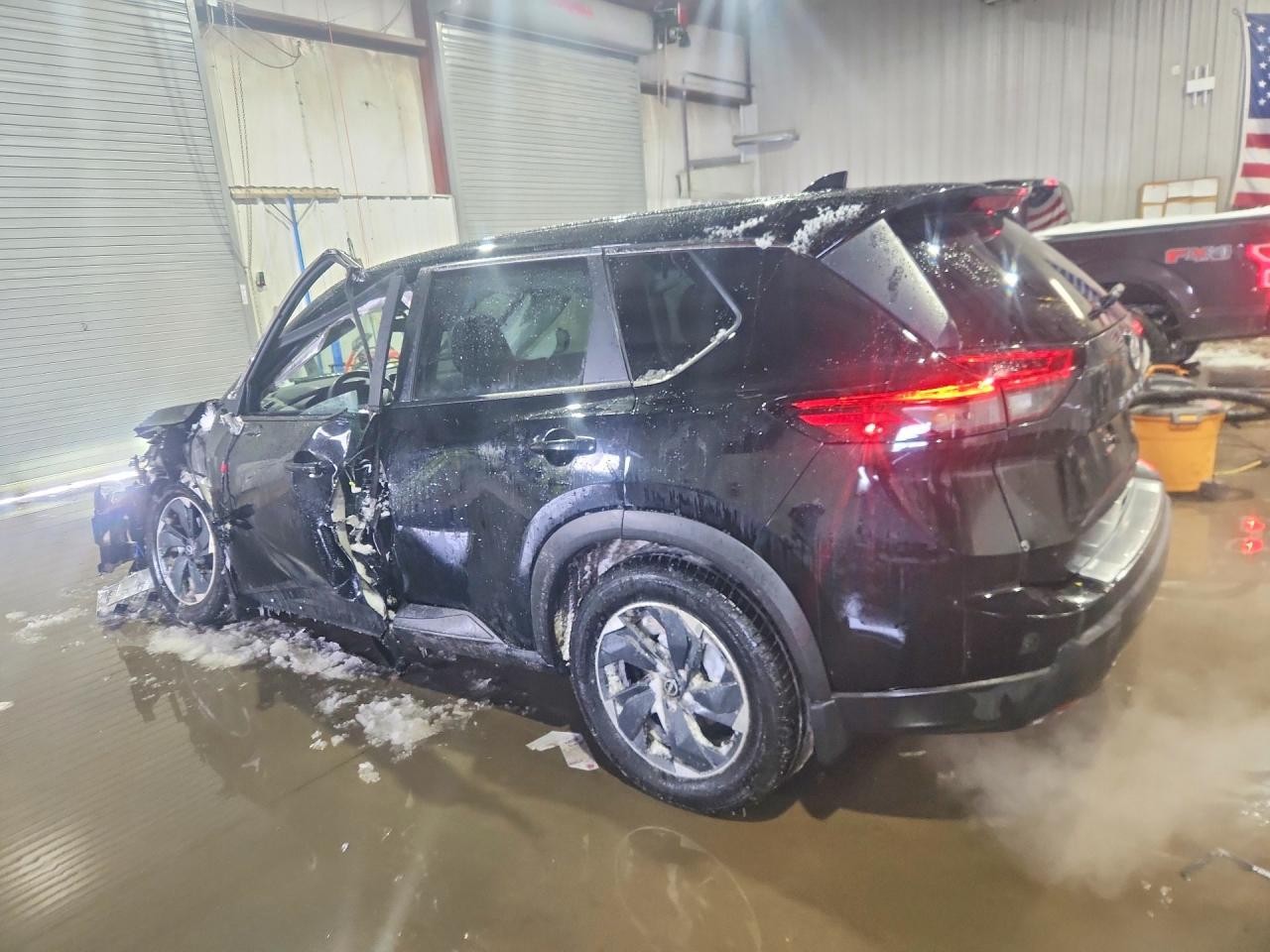 2025 NISSAN ROGUE