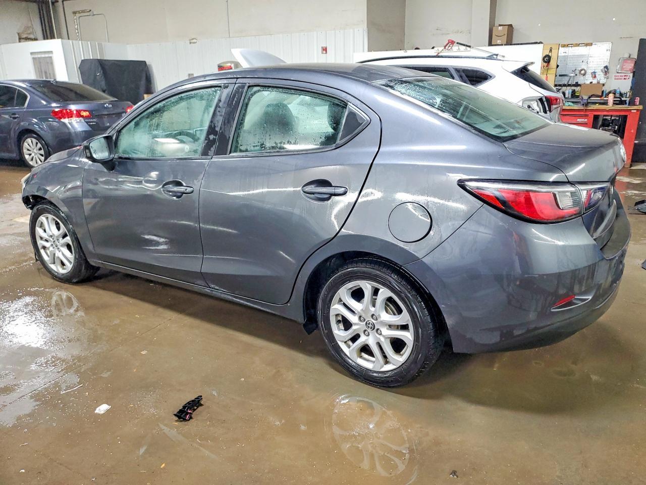 2016 TOYOTA SCION