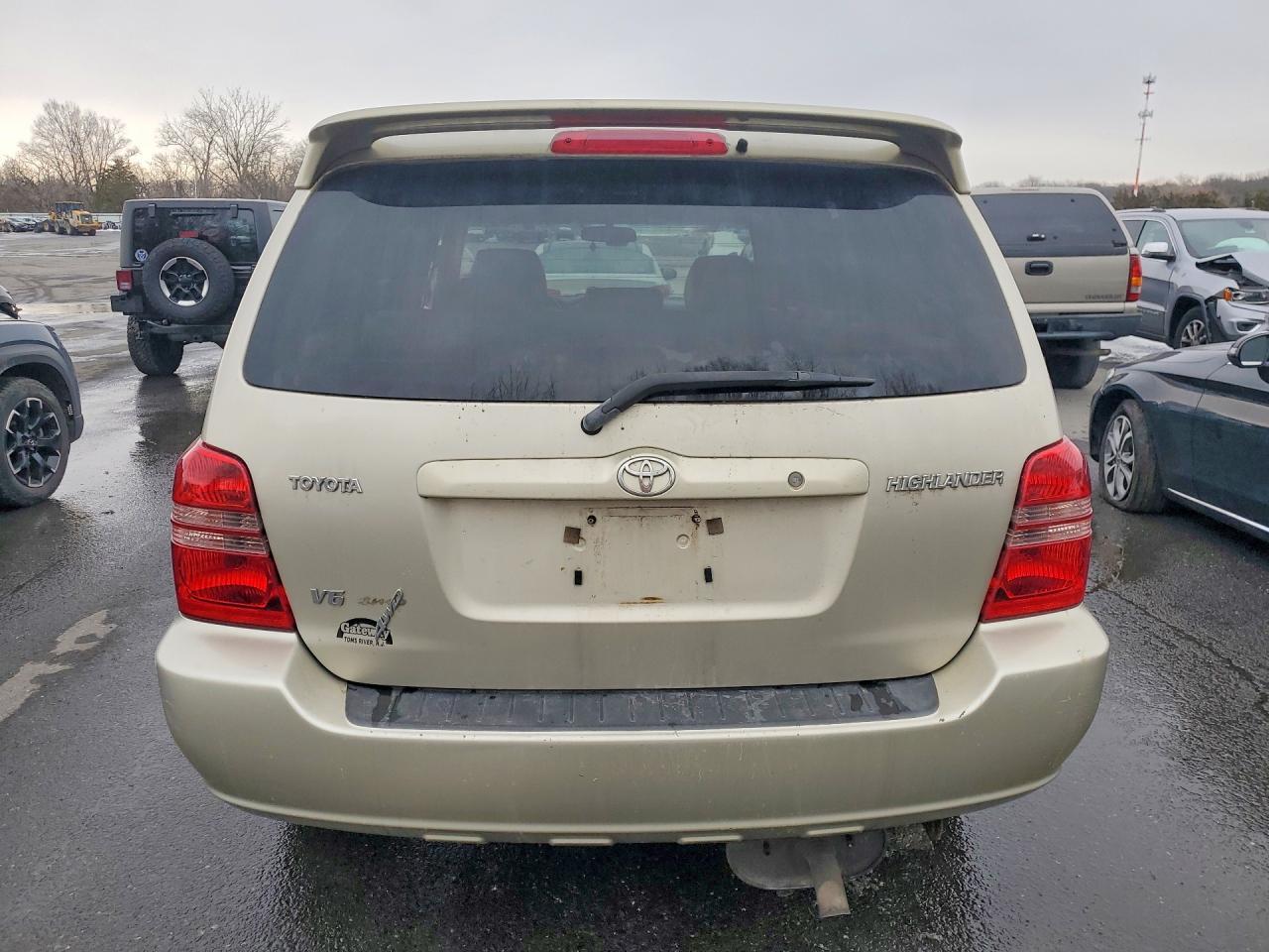 2001 TOYOTA HIGHLANDER