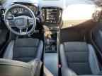 2022 VOLVO XC40