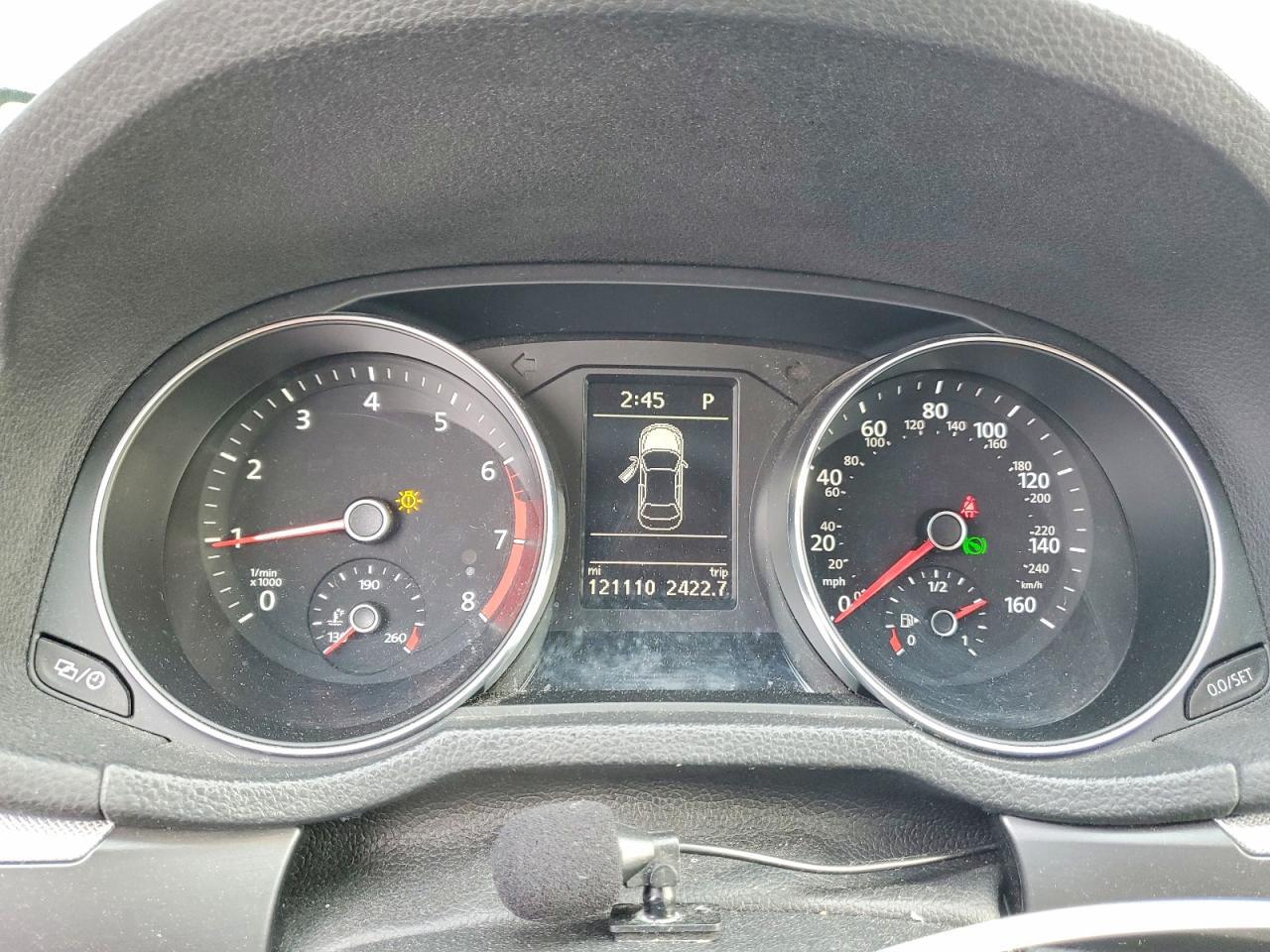 2016 VOLKSWAGEN Passat