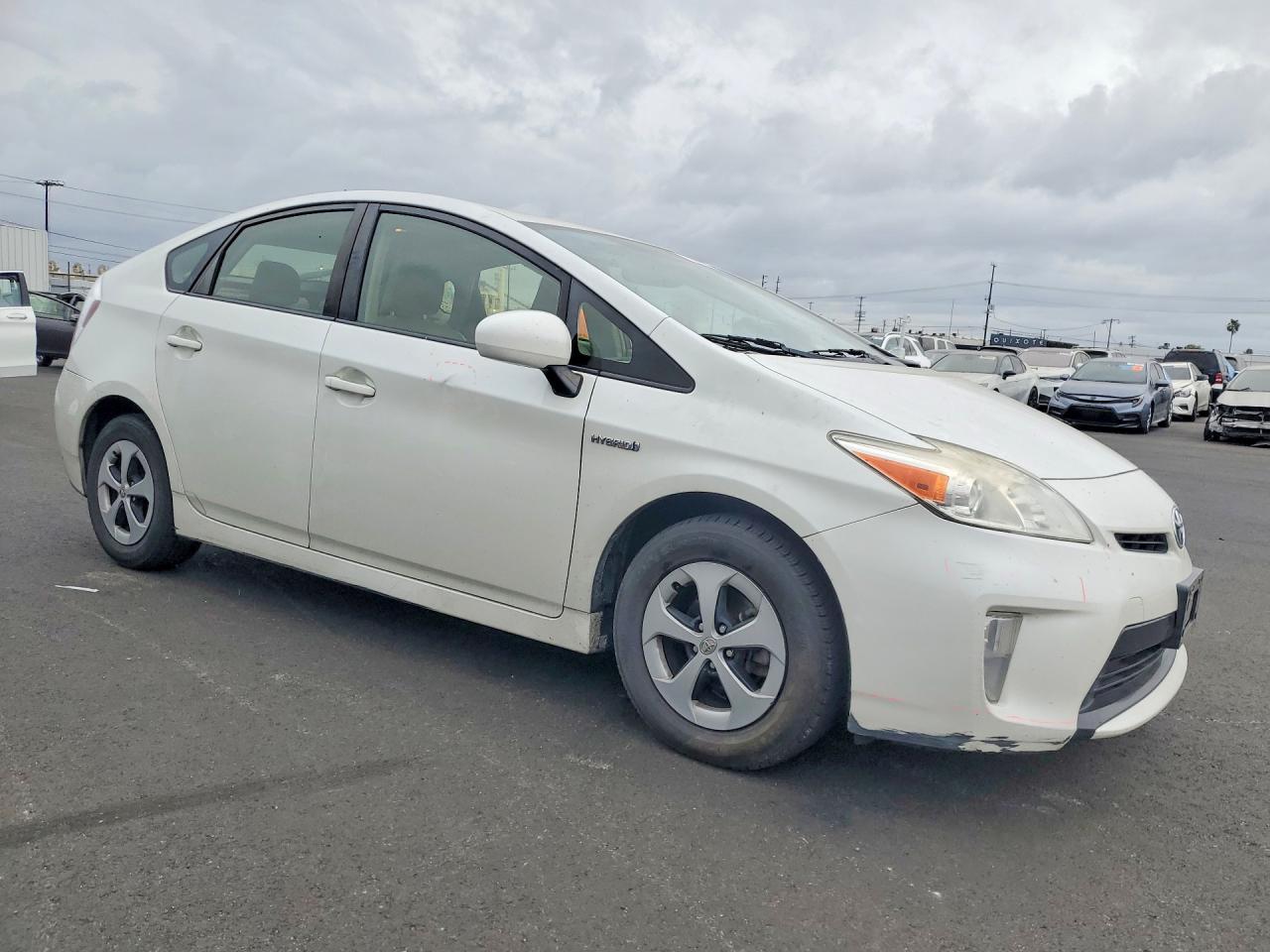 2015 TOYOTA PRIUS