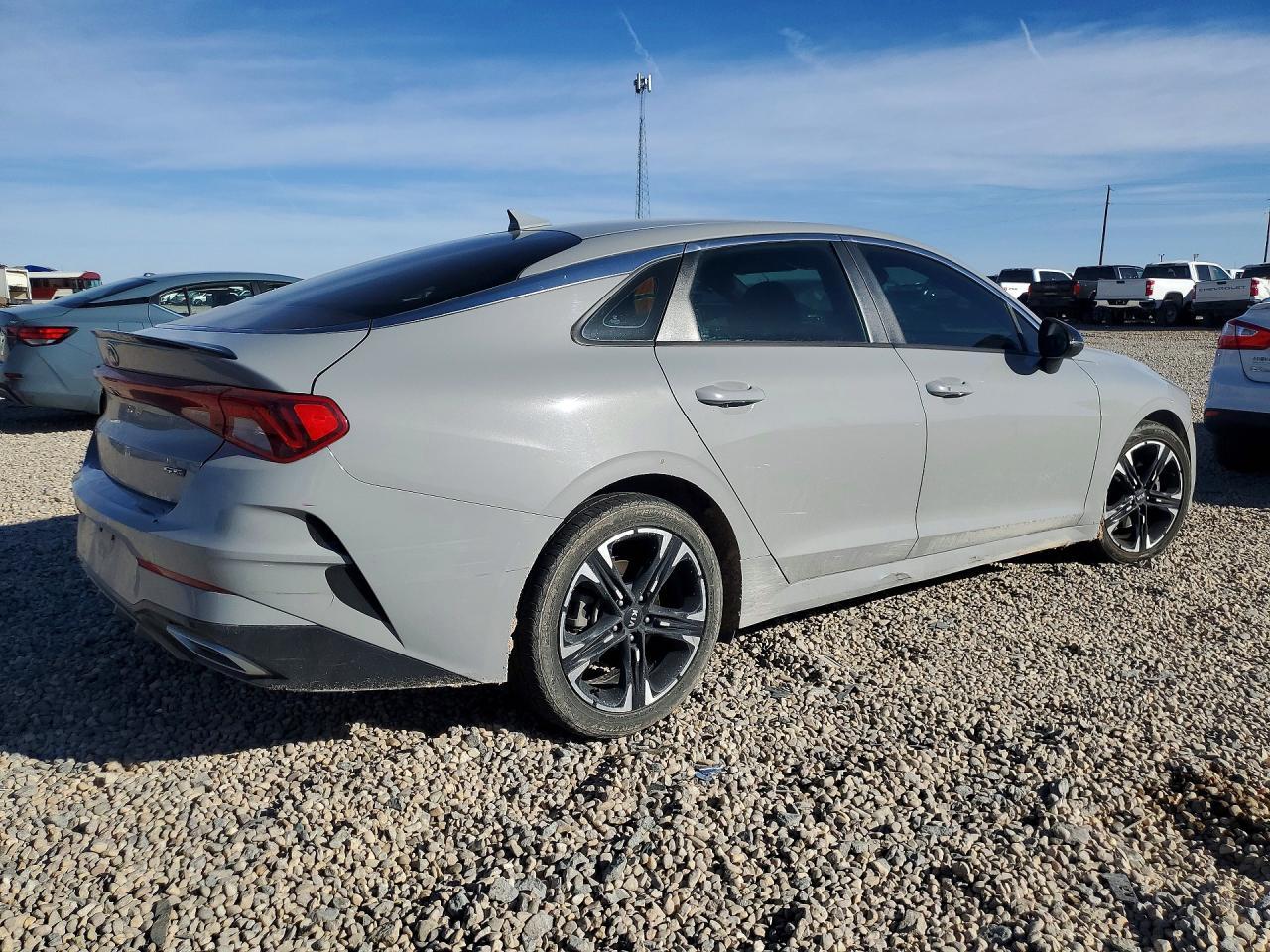 2021 KIA K5