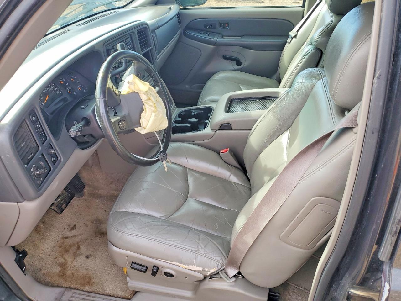 2003 CHEVROLET Tahoe