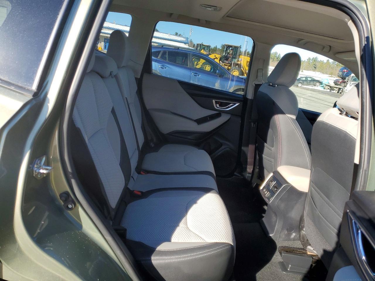 2019 SUBARU FORESTER