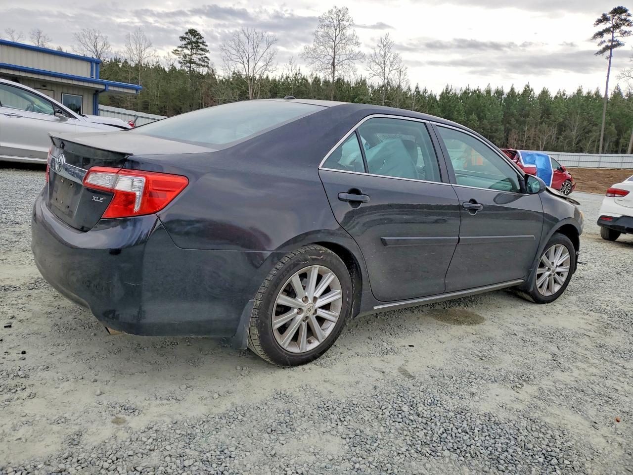 2012 TOYOTA CAMRY