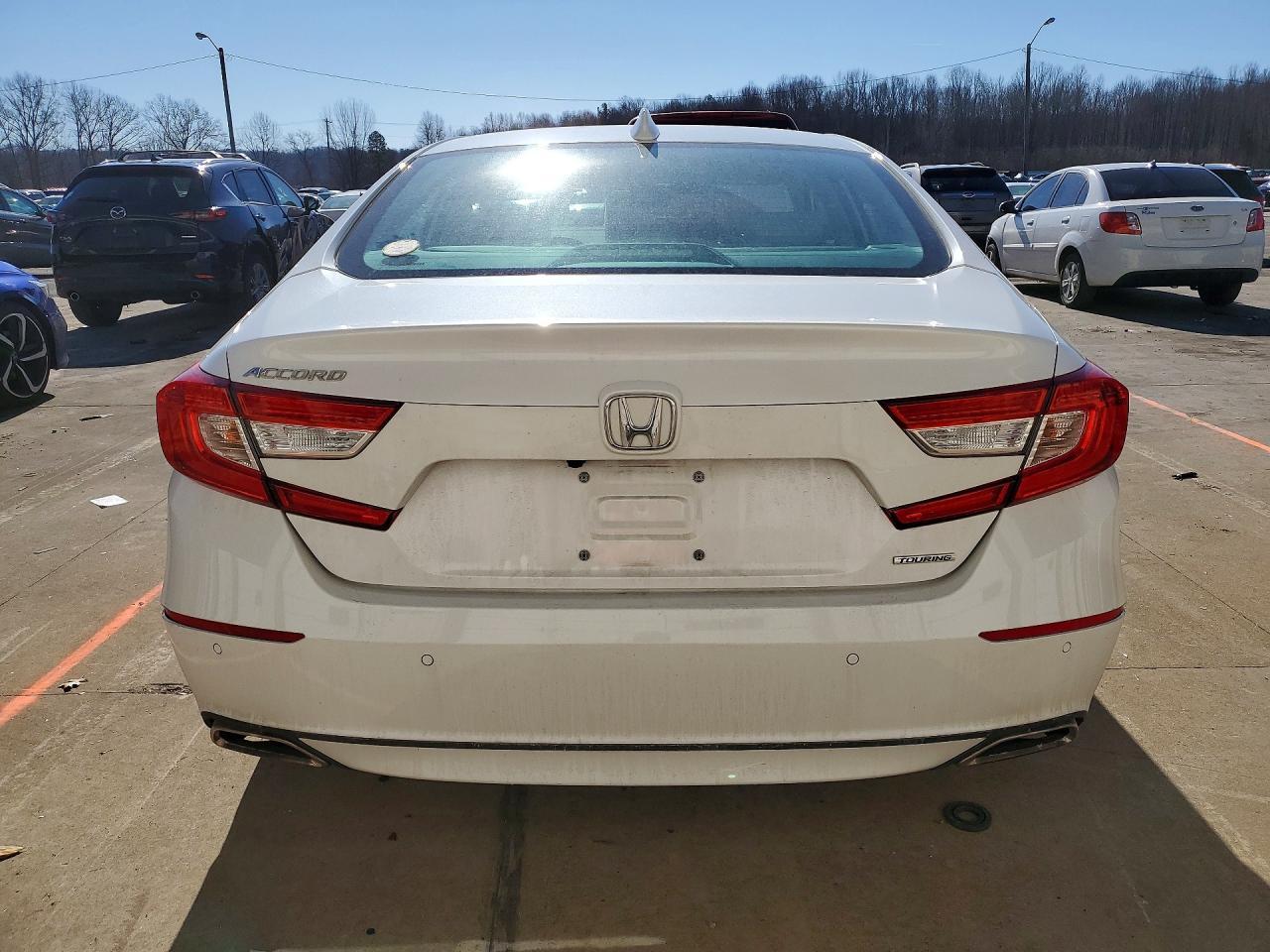 2018 HONDA ACCORD