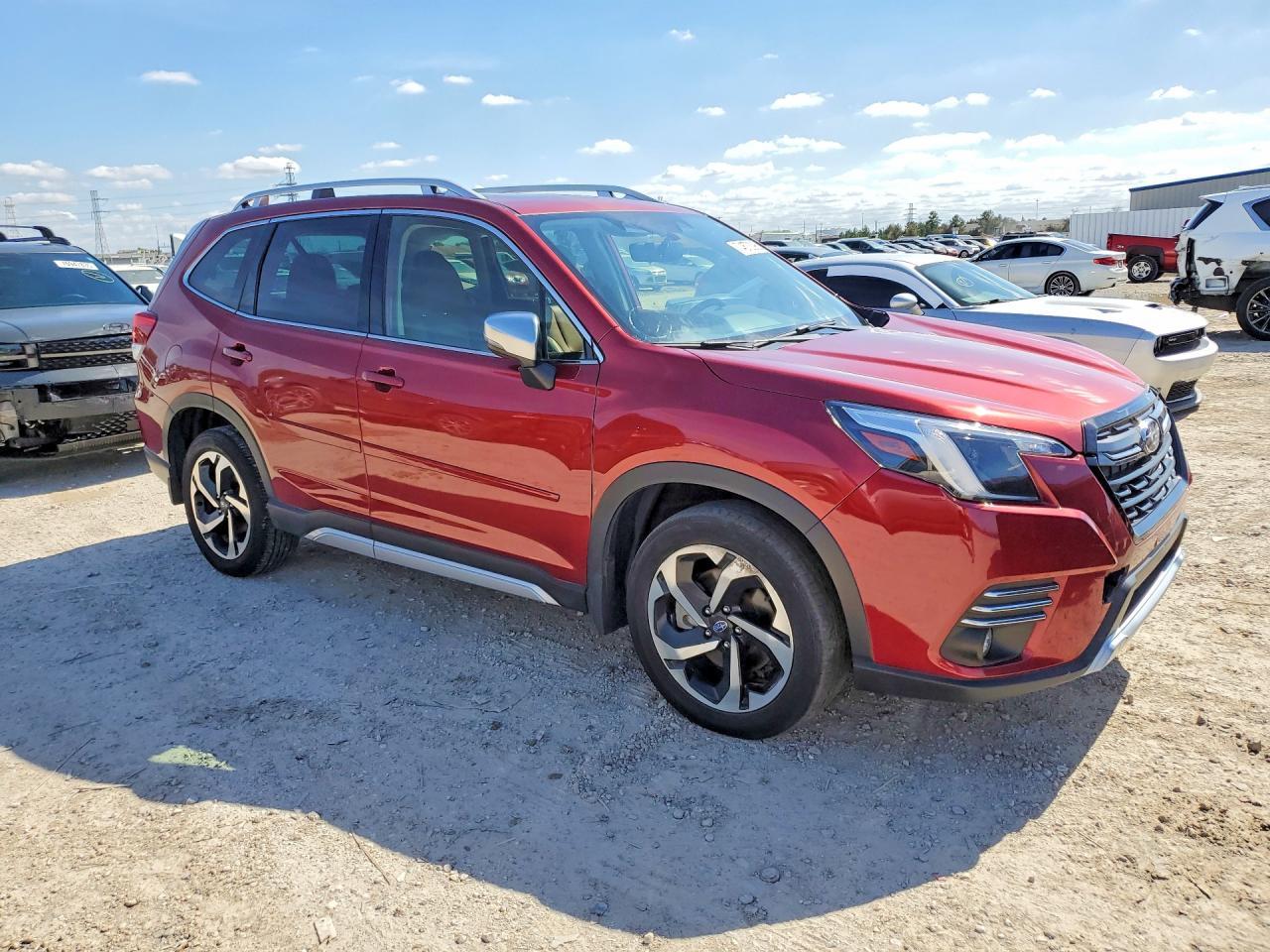 2023 SUBARU FORESTER