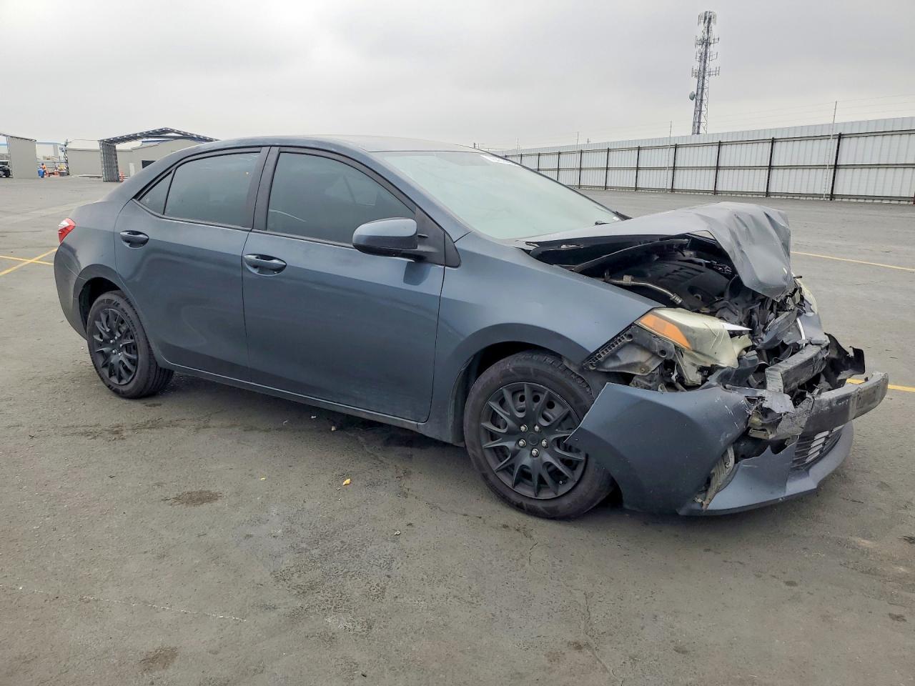 2015 TOYOTA COROLLA