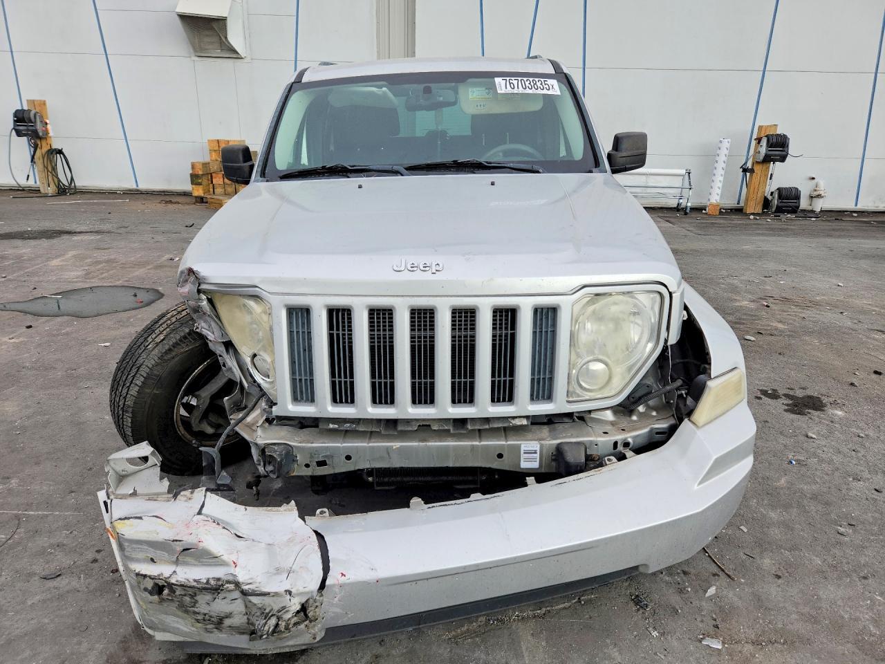 2012 JEEP Liberty