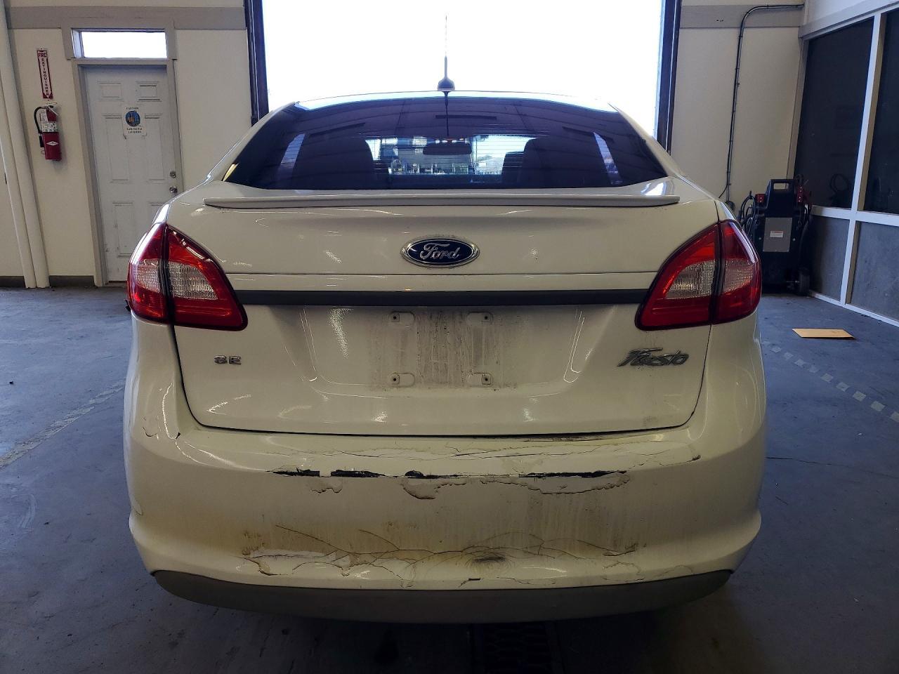 2012 FORD Fiesta