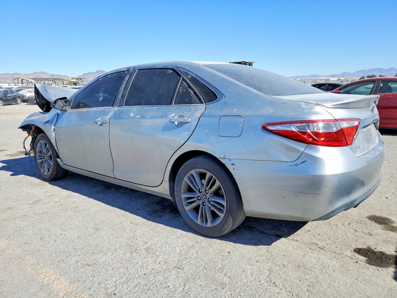 2016 TOYOTA CAMRY