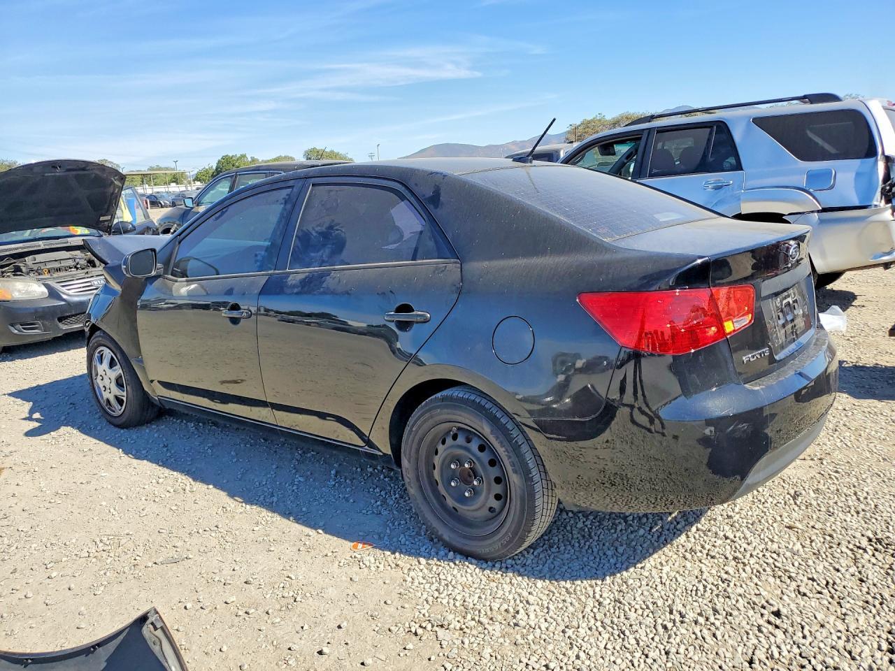 2013 KIA FORTE