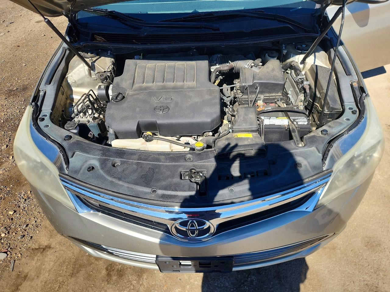 2014 TOYOTA Avalon