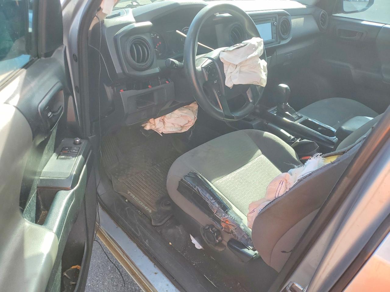 2017 TOYOTA TACOMA