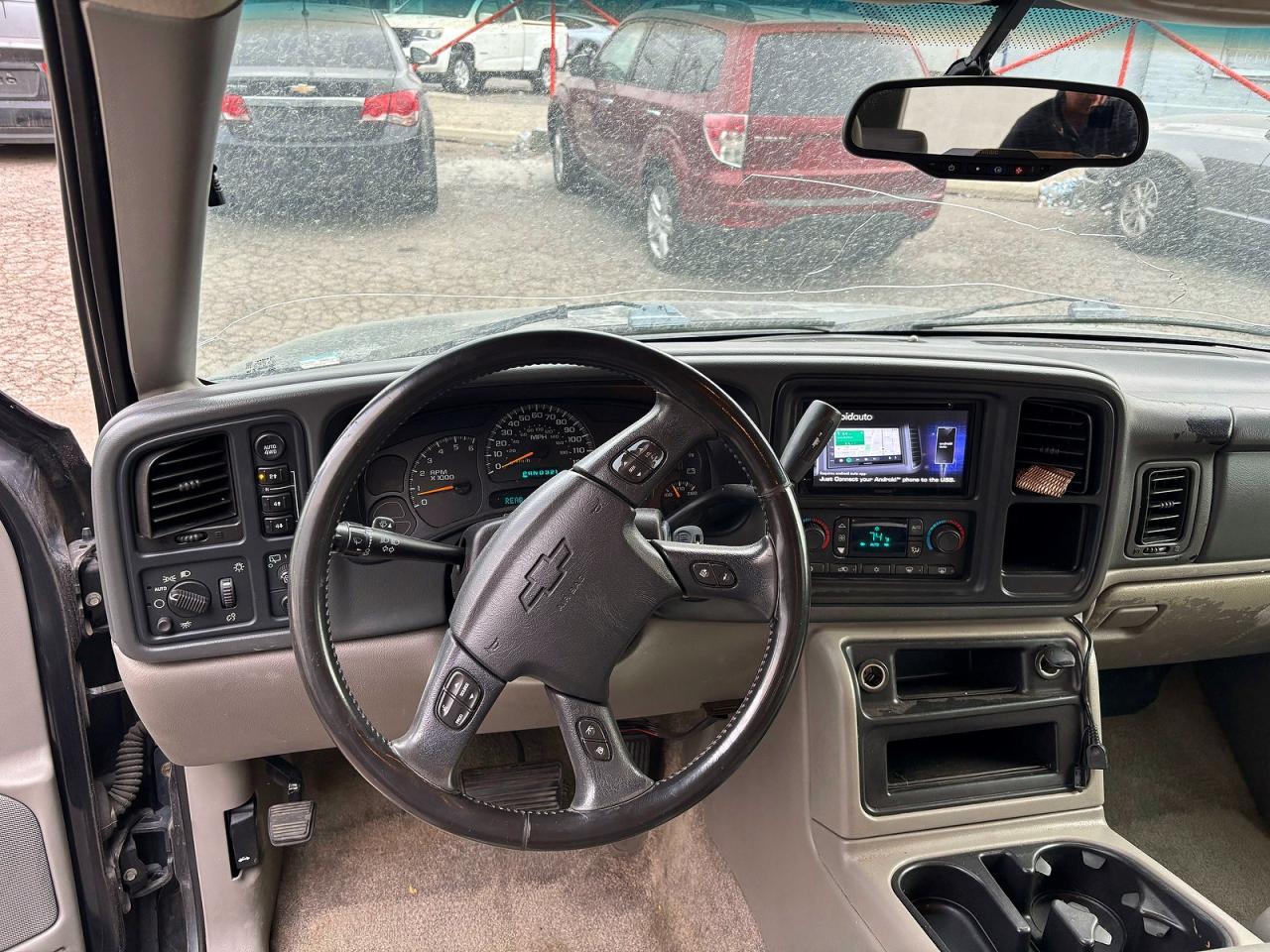 2003 CHEVROLET Suburban