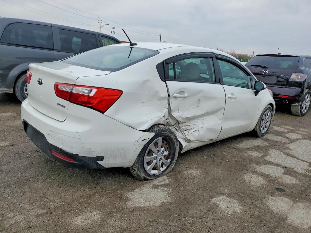 2013 KIA RIO