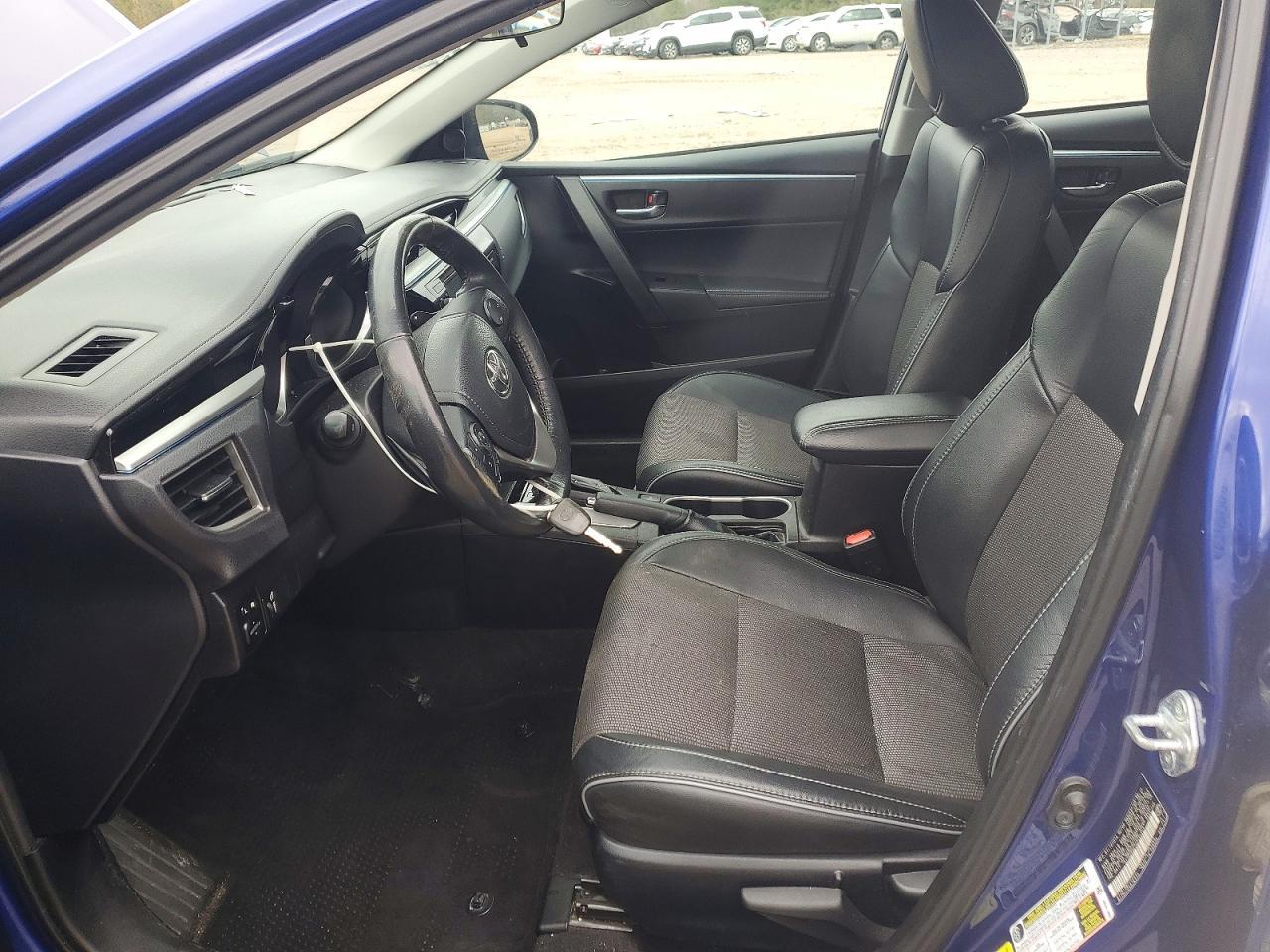 2015 TOYOTA COROLLA