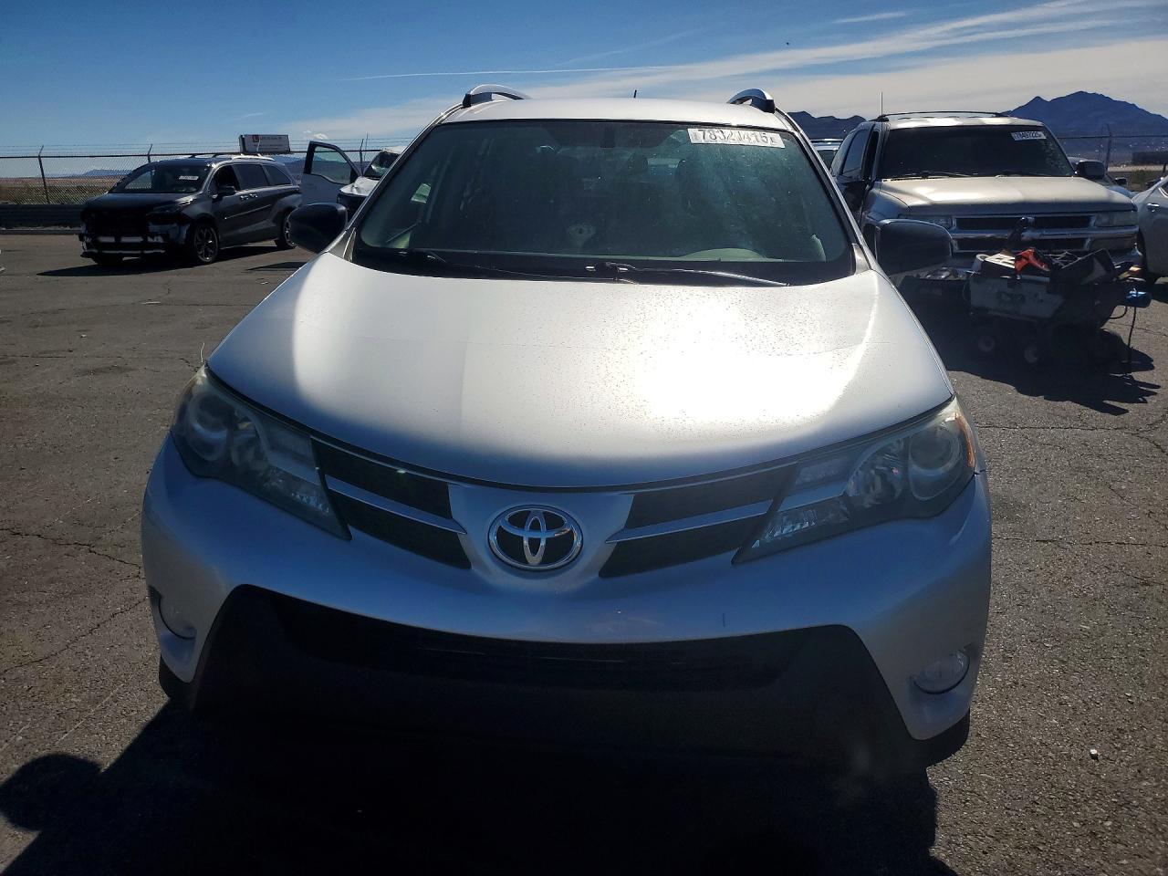2015 TOYOTA RAV4