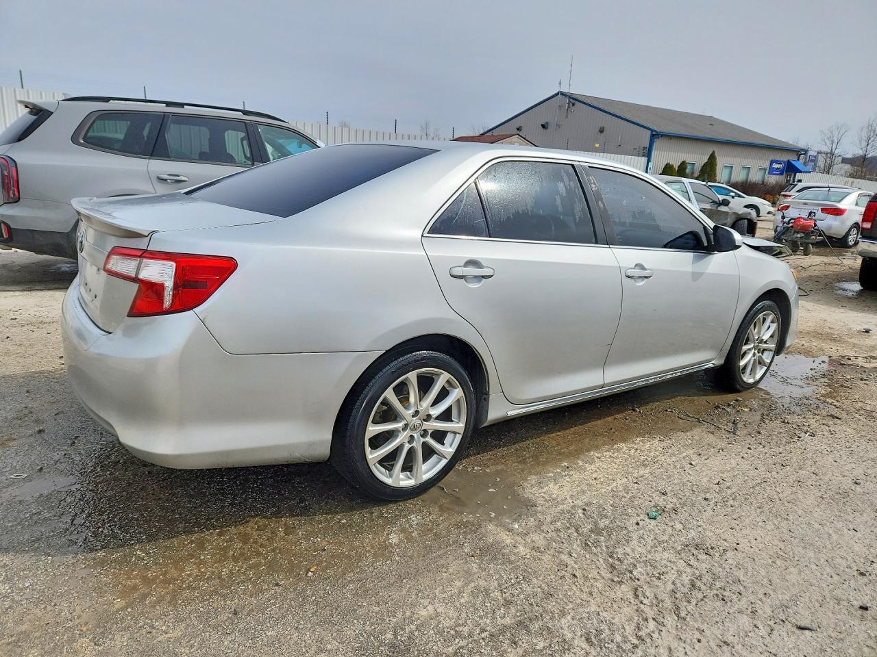 2014 TOYOTA CAMRY