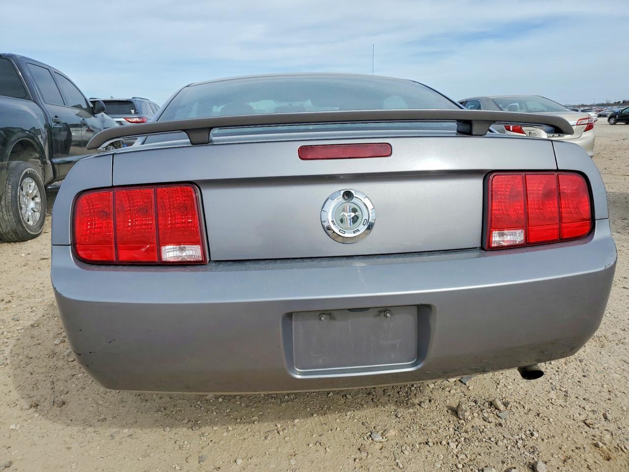 2006 FORD MUSTANG