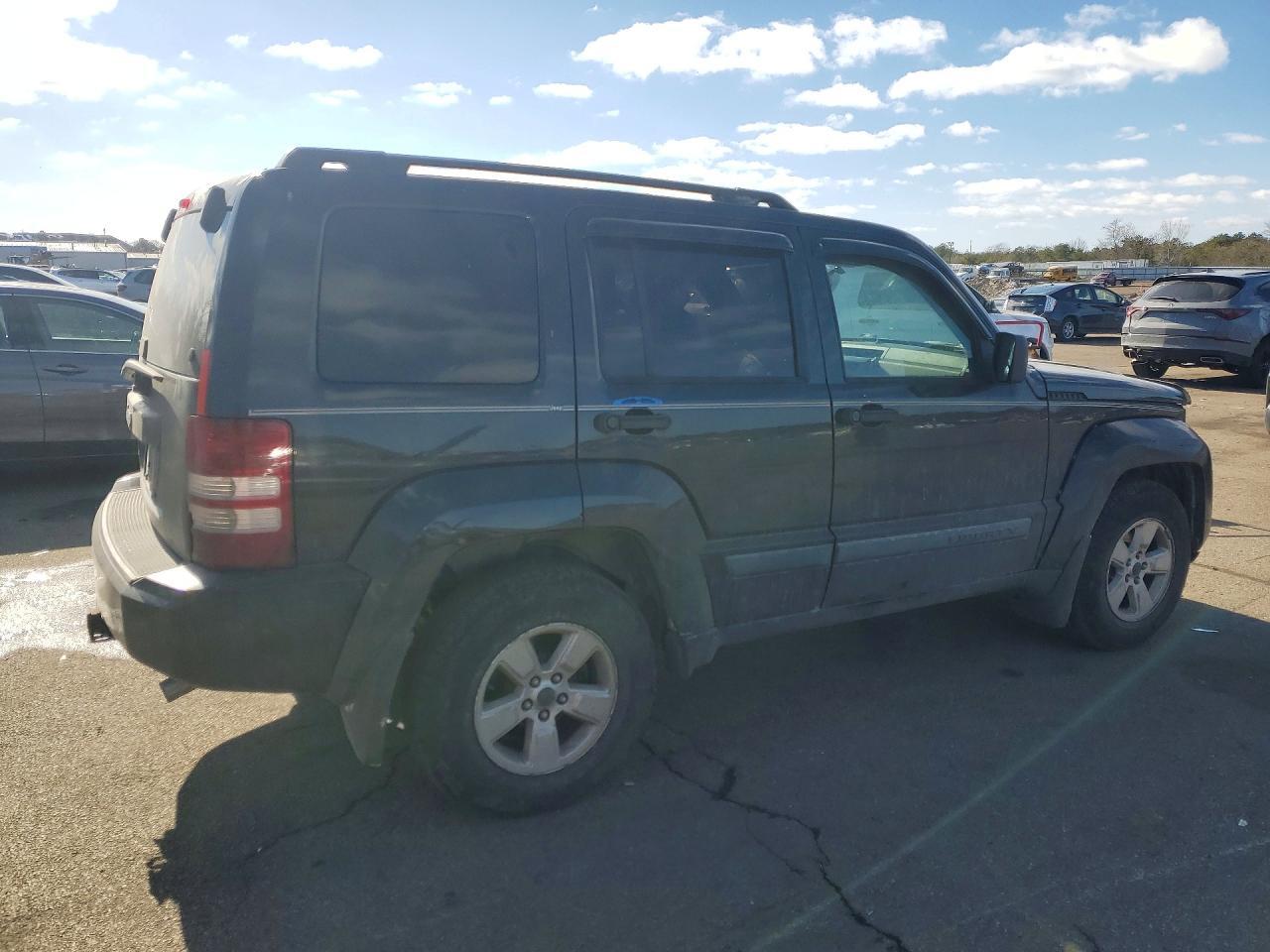 2010 JEEP Liberty