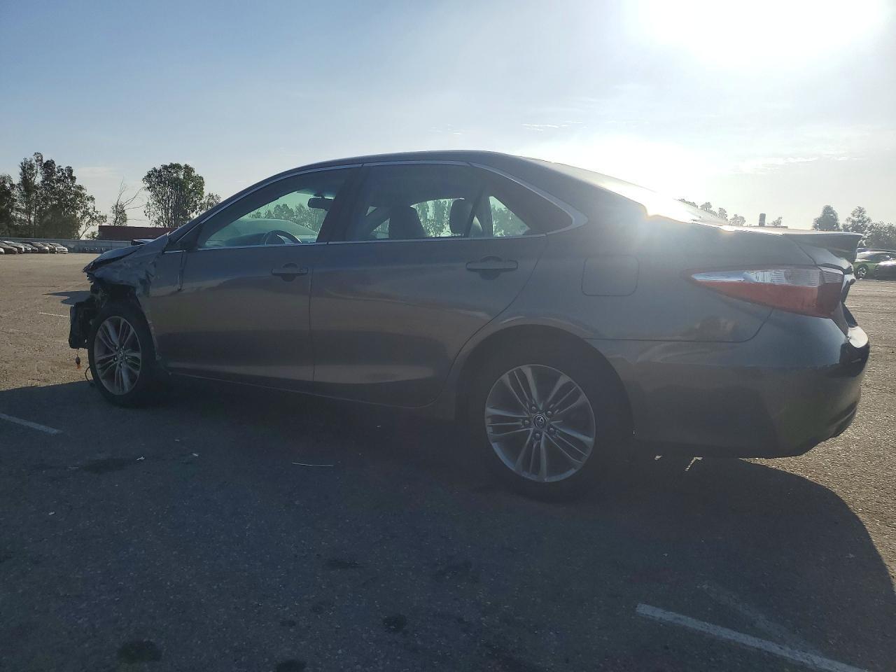 2015 TOYOTA CAMRY