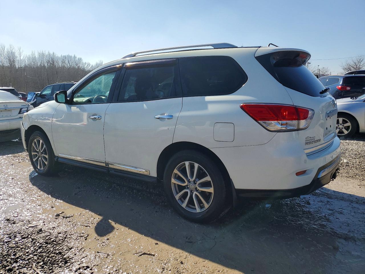 2013 NISSAN PATHFINDER