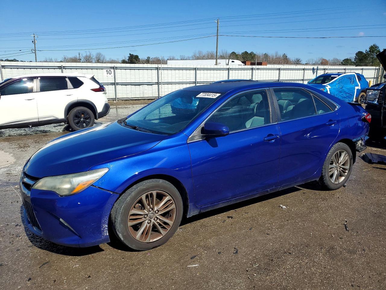 2015 TOYOTA CAMRY