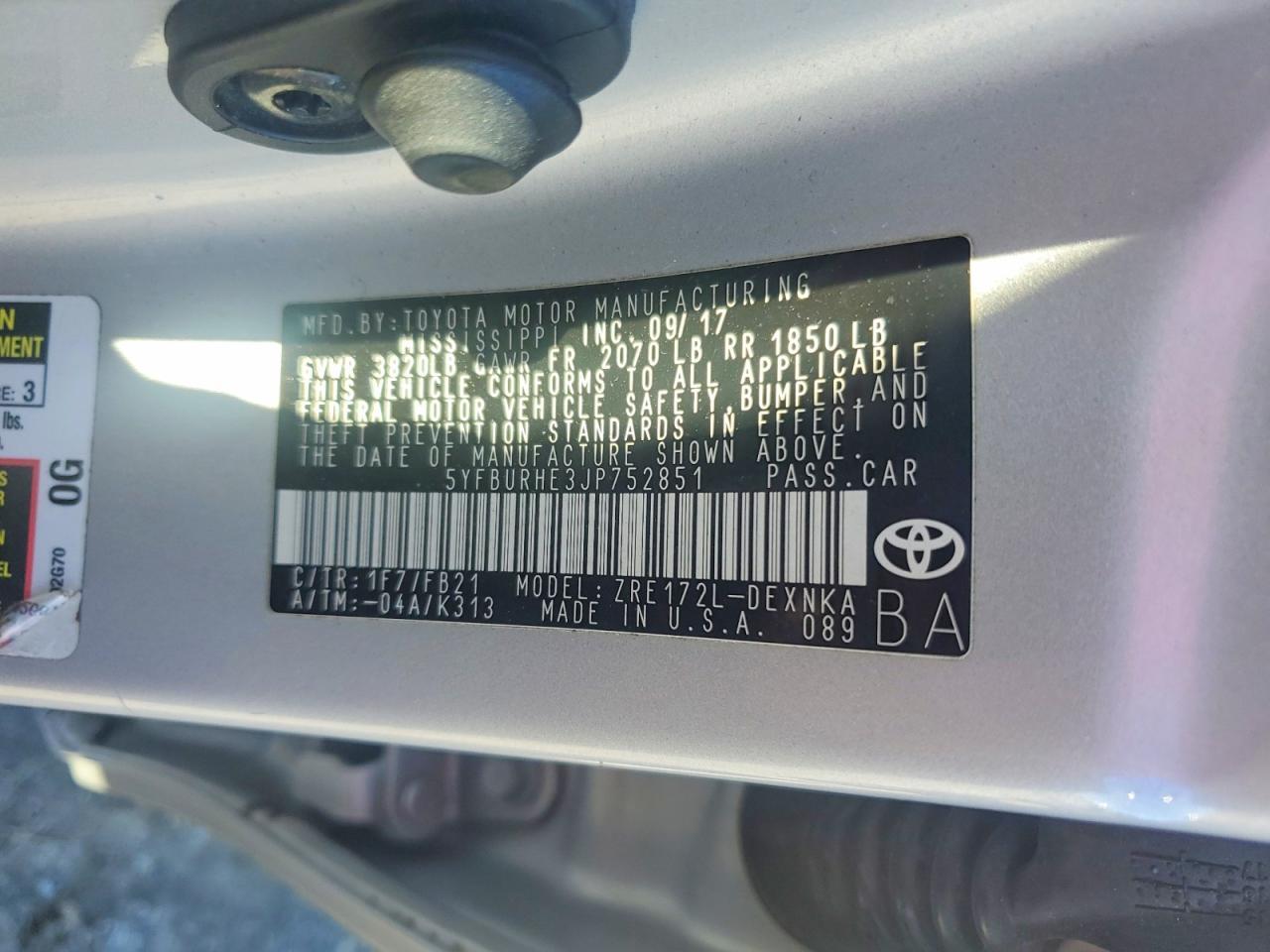 2018 TOYOTA COROLLA