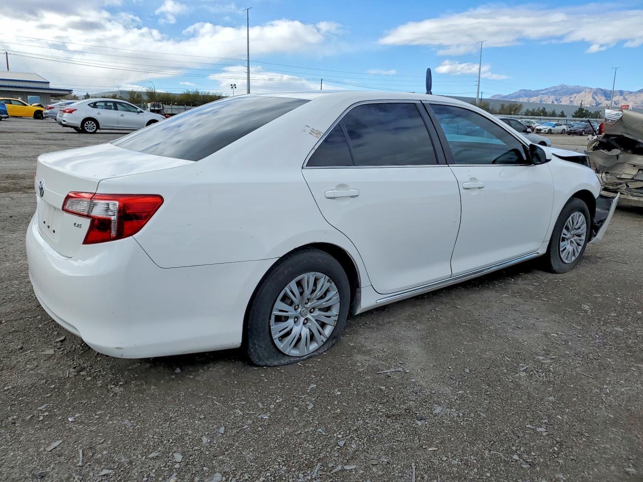 2012 TOYOTA CAMRY