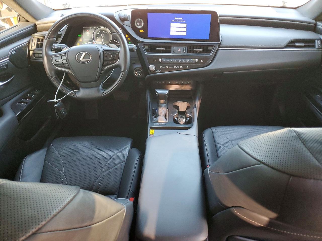 2025 LEXUS ES 300H