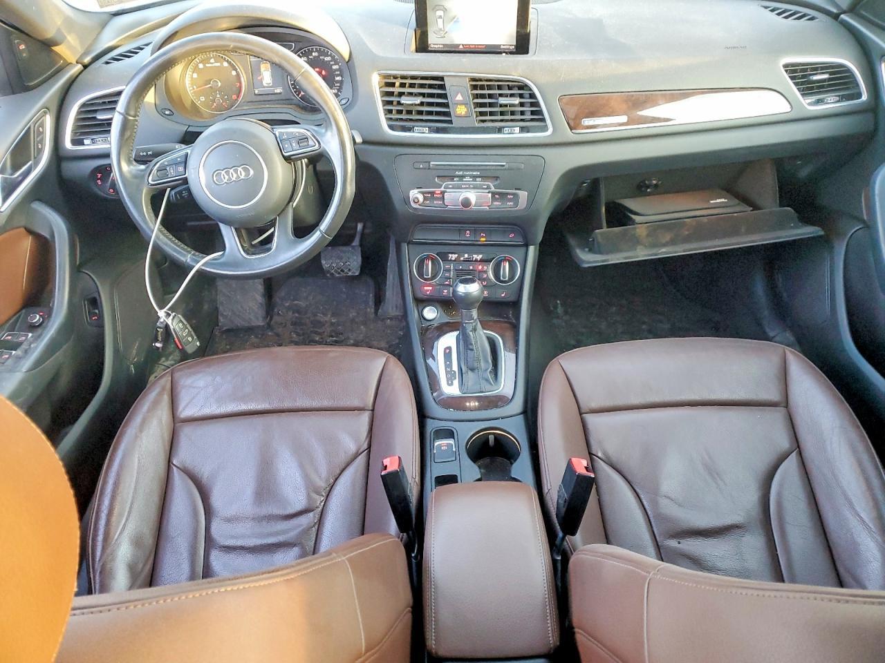 2016 AUDI Q3