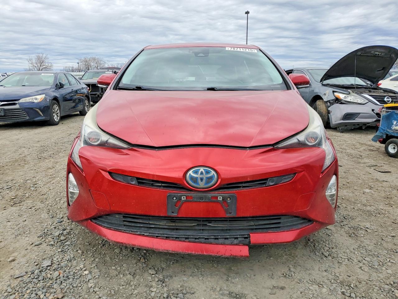 2016 TOYOTA PRIUS